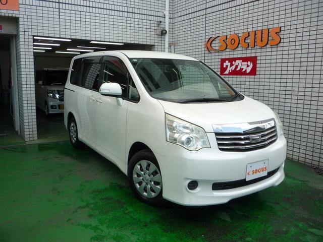 Used TOYOTA NOAH