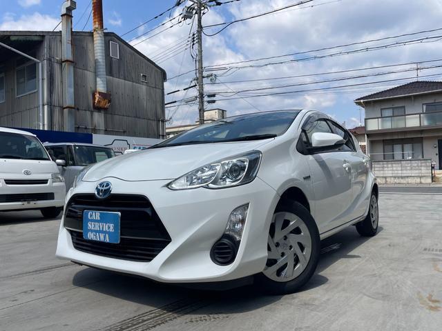 Used TOYOTA AQUA