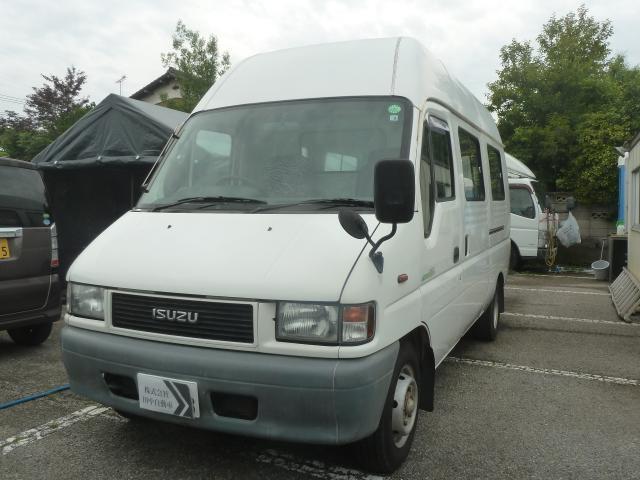 Isuzu ELF UT