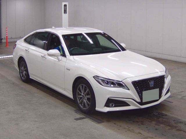 Used TOYOTA CROWN HYBRID