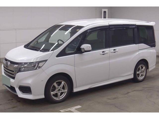 Used HONDA STEPWAGON SPADA