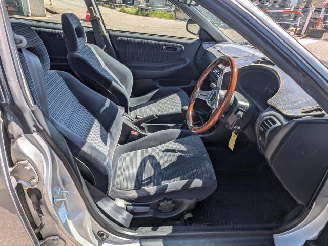 1998 Honda Integra JDM car for sale — photo 17 of 23