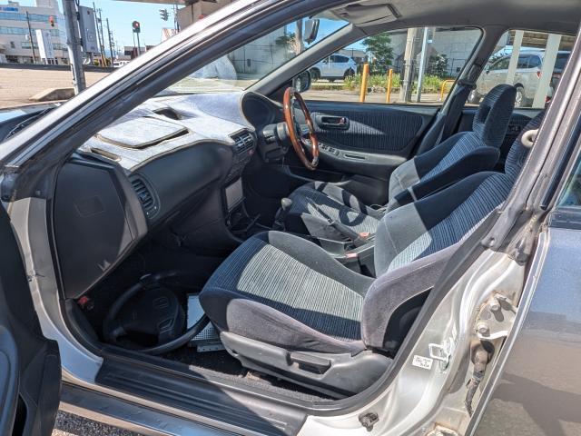 1998 Honda Integra JDM car for sale — photo 18 of 23