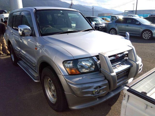 2000 Mitsubishi Pajero JDM car for sale — photo 4 of 8