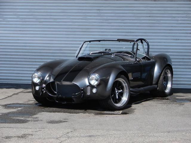 アーバンガレージ フォードその他 シェルビーコブラ ライセンスドモデル 新車 令和3年 ガンメタ 471 Autovalenet