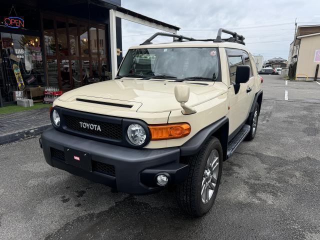 Used TOYOTA FJ CRUISER