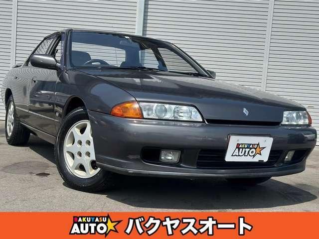 Used NISSAN SKYLINE