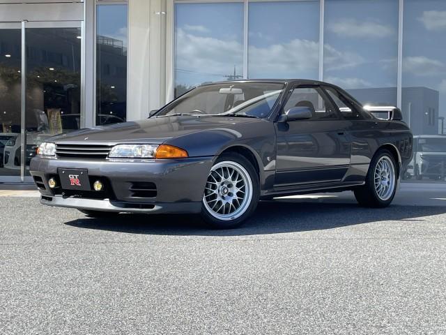 Used NISSAN SKYLINE