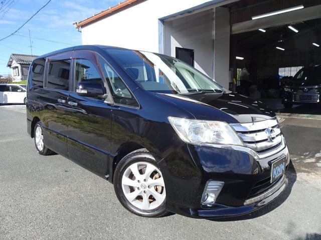 Used NISSAN SERENA