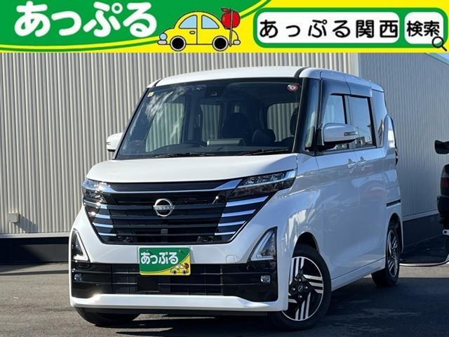 Used NISSAN ROOX