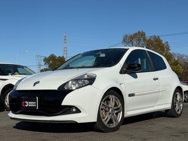 Used RENAULT LUTECIA