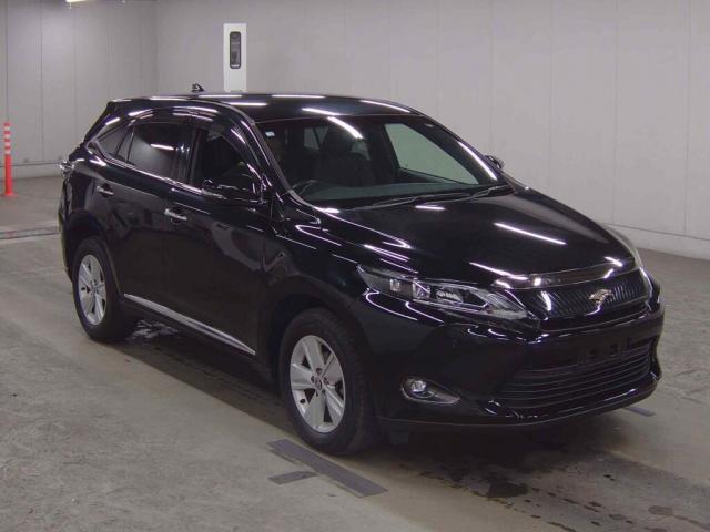 Used TOYOTA HARRIER