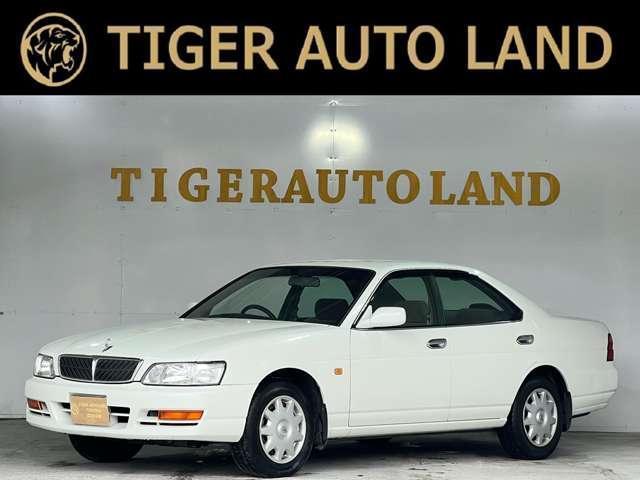 Used NISSAN LAUREL