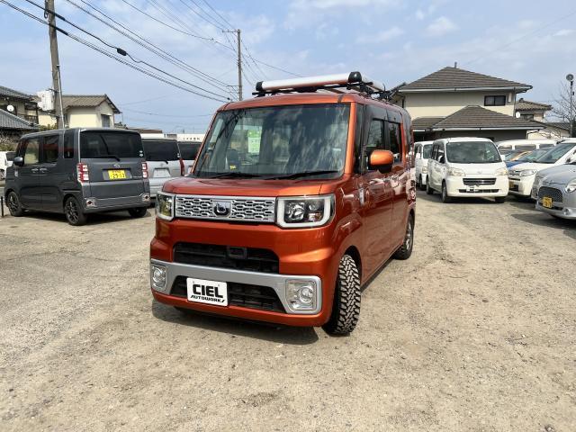 Used DAIHATSU WAKE