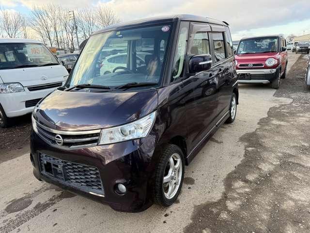 Used NISSAN ROOX