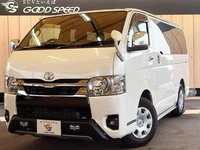 Used TOYOTA HIACE VAN