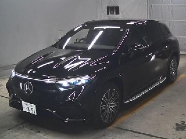 Mercedes Benz EQS SUV