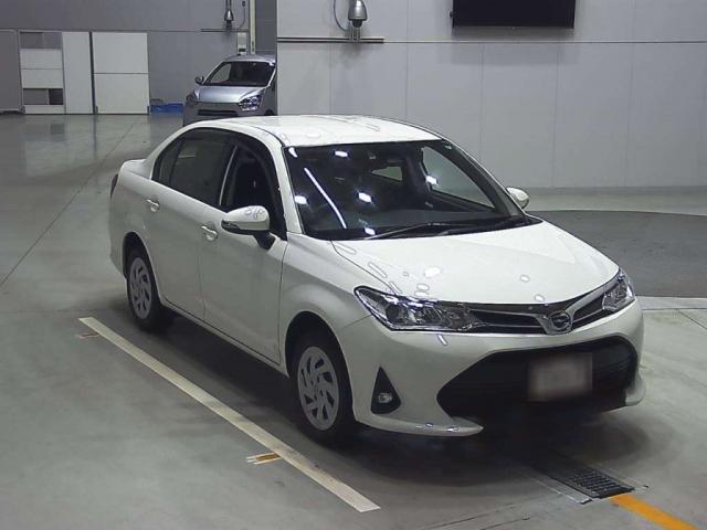 Used Toyota COROLLA AXIO