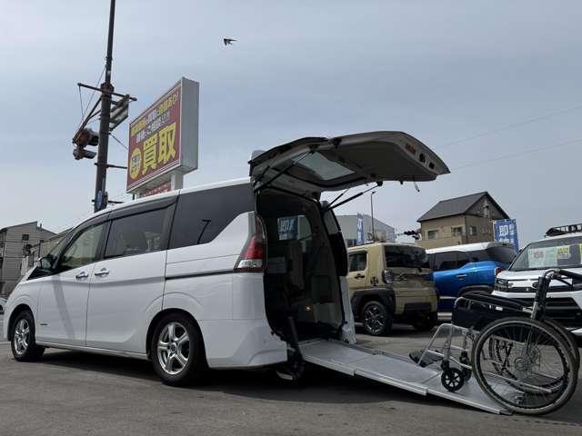 Used NISSAN SERENA