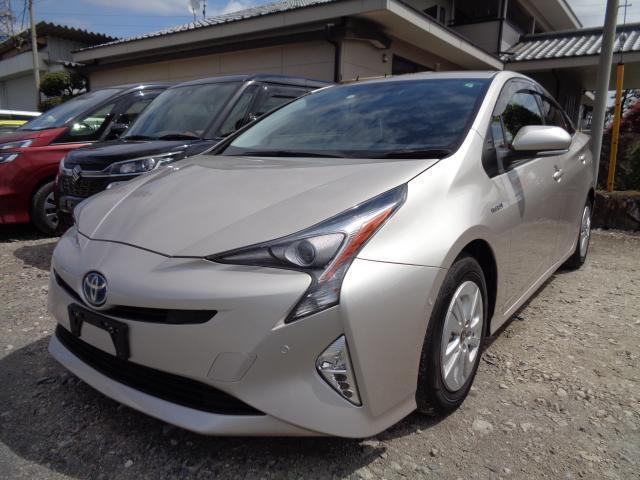 Used TOYOTA PRIUS