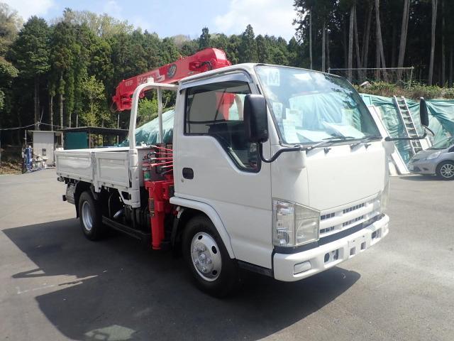 Isuzu ELF Truck