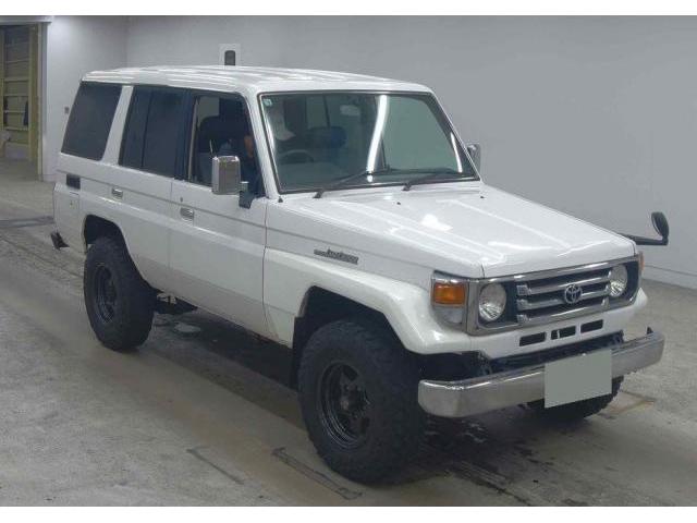 Toyota Land Cruiser 70