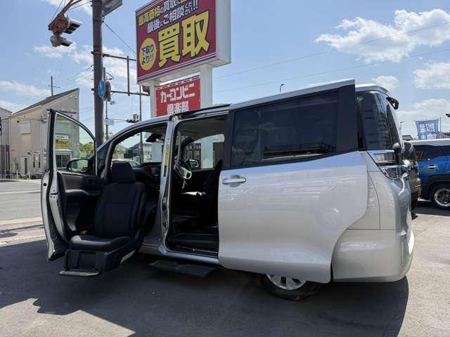 Used Toyota VOXY