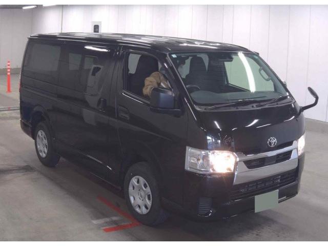 Used TOYOTA HIACE VAN