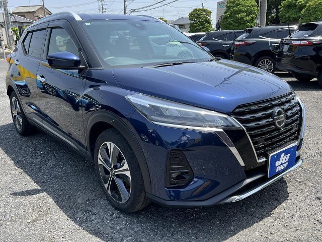 Used NISSAN KICKS