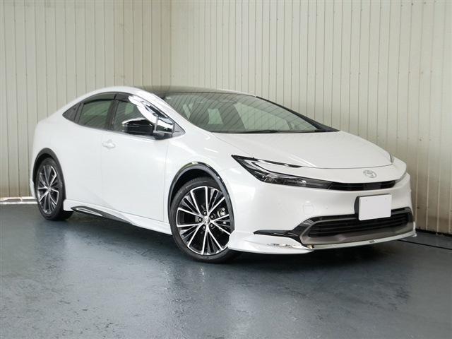 Used TOYOTA PRIUS