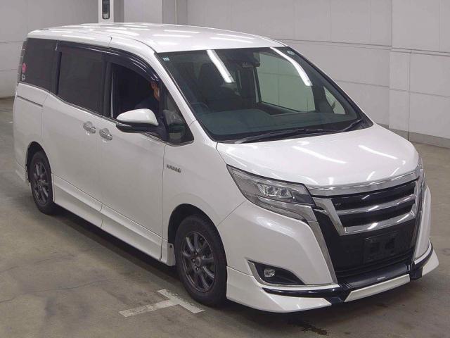 Used Toyota ESQUIRE