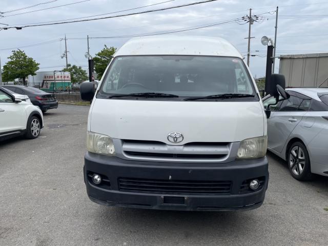 Toyota Hiace Commuter