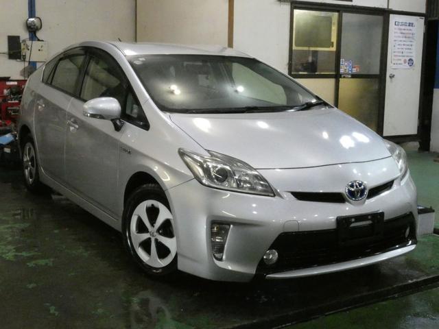 Used TOYOTA PRIUS