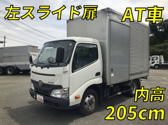 Used TOYOTA DYNA TRUCK