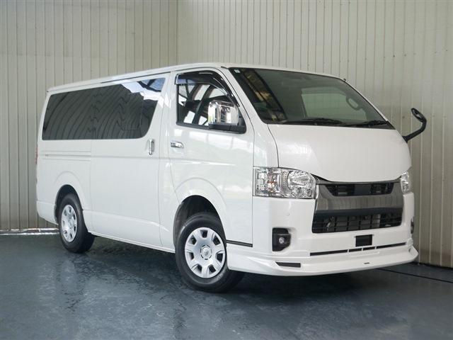 Used TOYOTA HIACE VAN