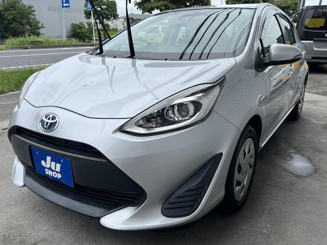 Used TOYOTA AQUA