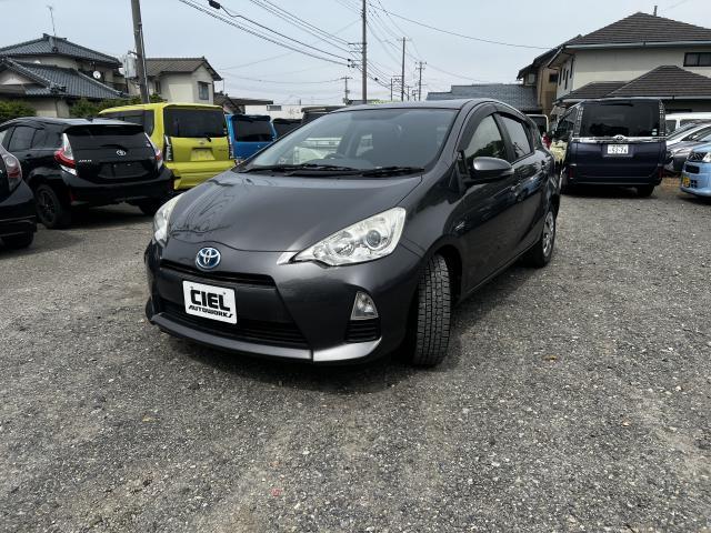 Used TOYOTA AQUA