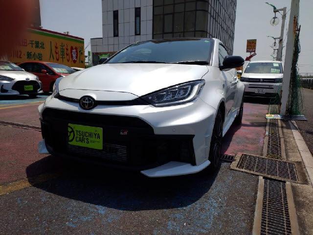 Used TOYOTA YARIS