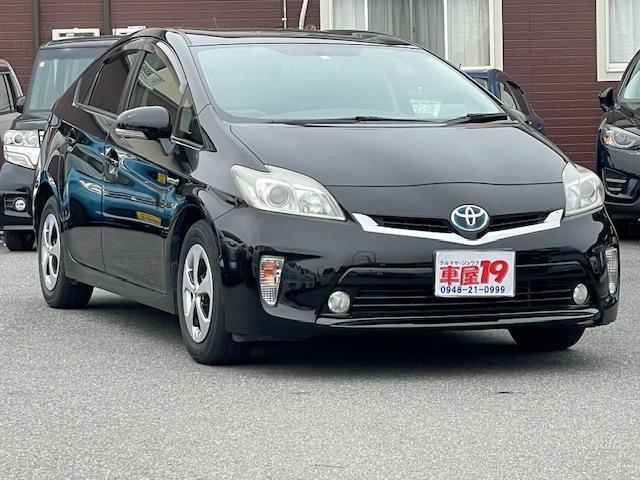 Used TOYOTA PRIUS