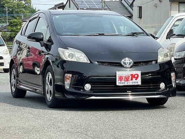Used TOYOTA PRIUS