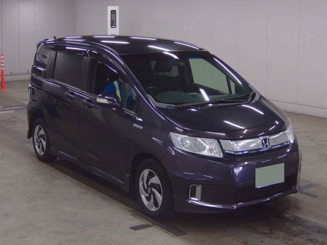 Used HONDA FREED SPIKE HYBRID