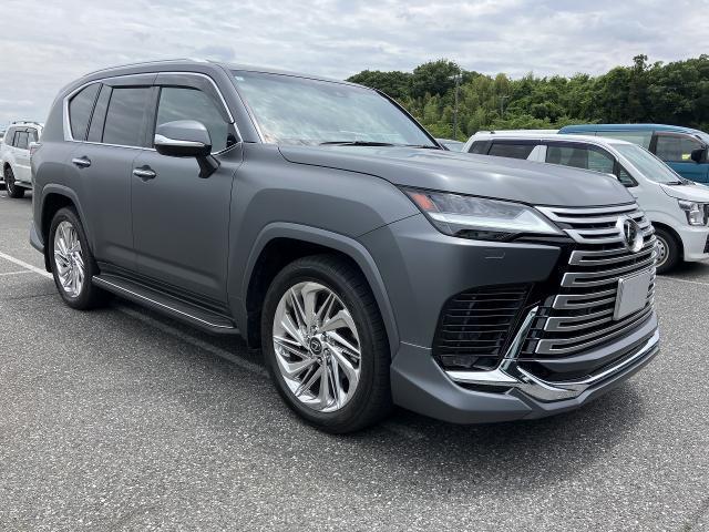 Lexus LX