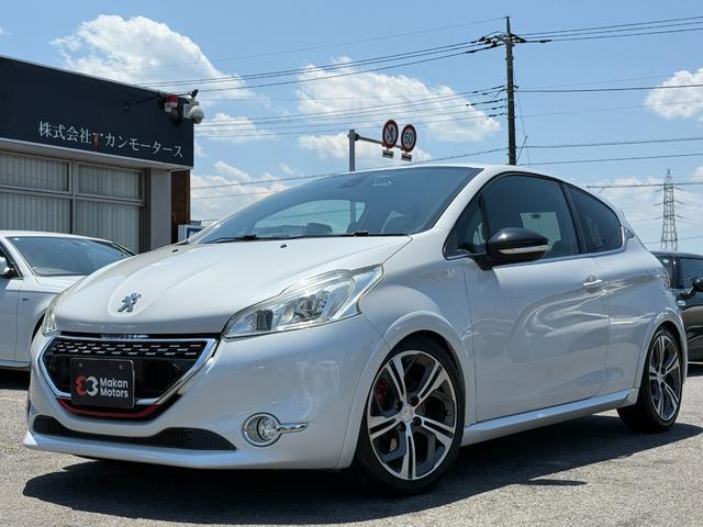 Used PEUGEOT 208