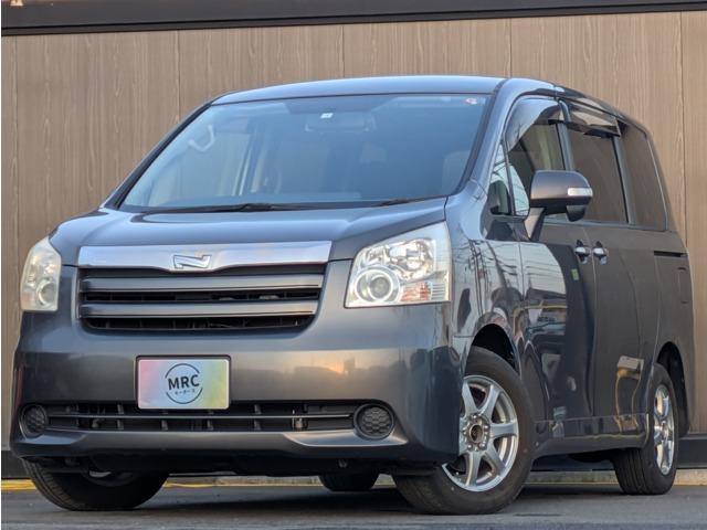 Used TOYOTA NOAH