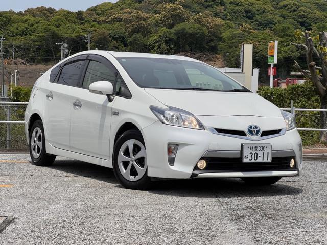 Toyota Prius PHV