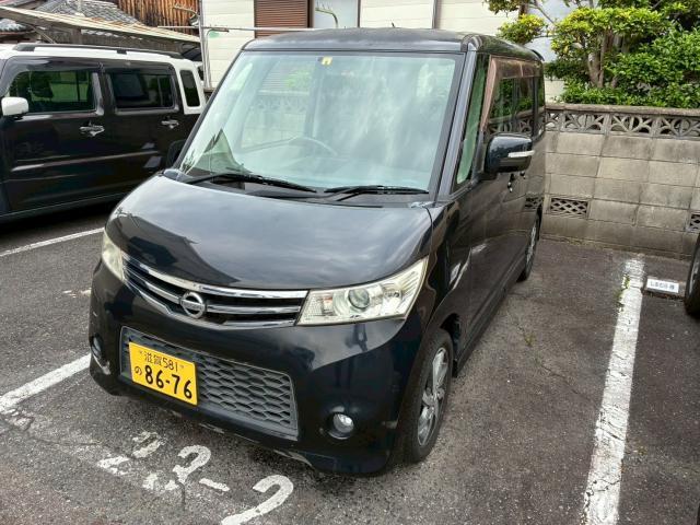 Used NISSAN ROOX