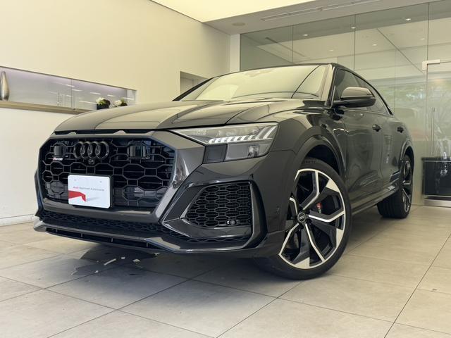 Audi RS Q8