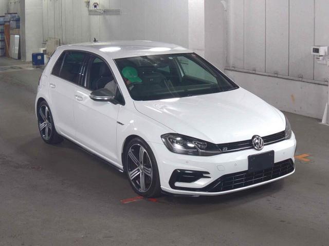 Volkswagen Golf R
