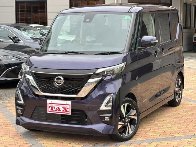 Used NISSAN ROOX
