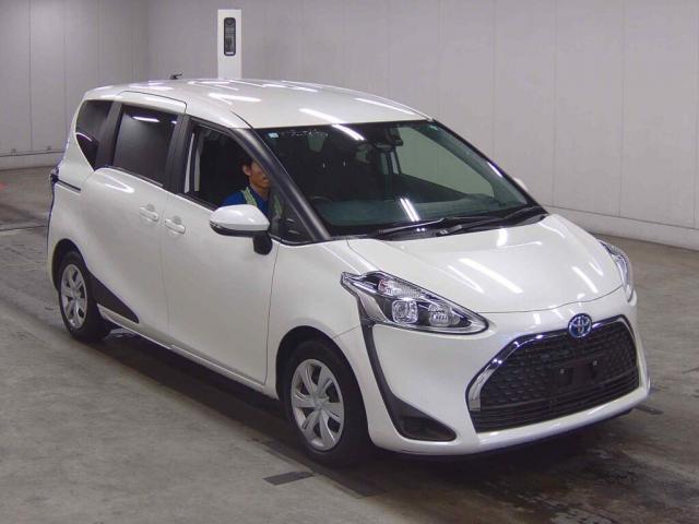 Used TOYOTA SIENTA